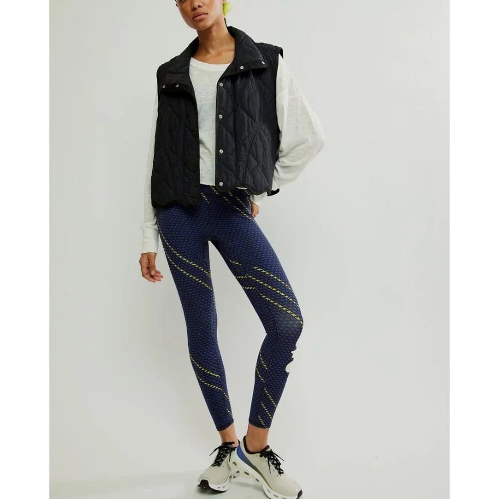 🎉LAST CHANCE🎉 FP MOVEMENT Never Better Logo Leggings / Black Combo - Picture 6 of 9